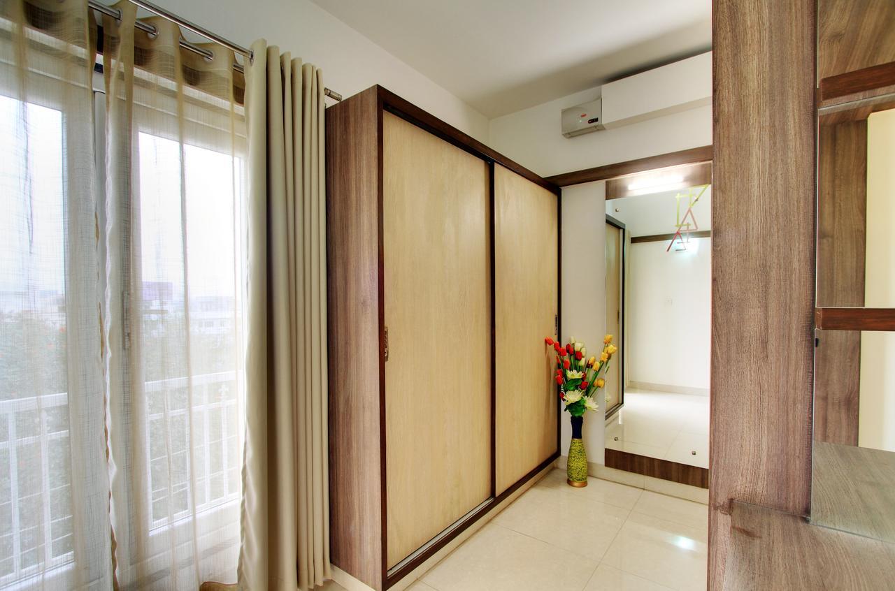 ไวท์ คาสเซิล Hotel บังกาลอร์ ภายนอก รูปภาพ